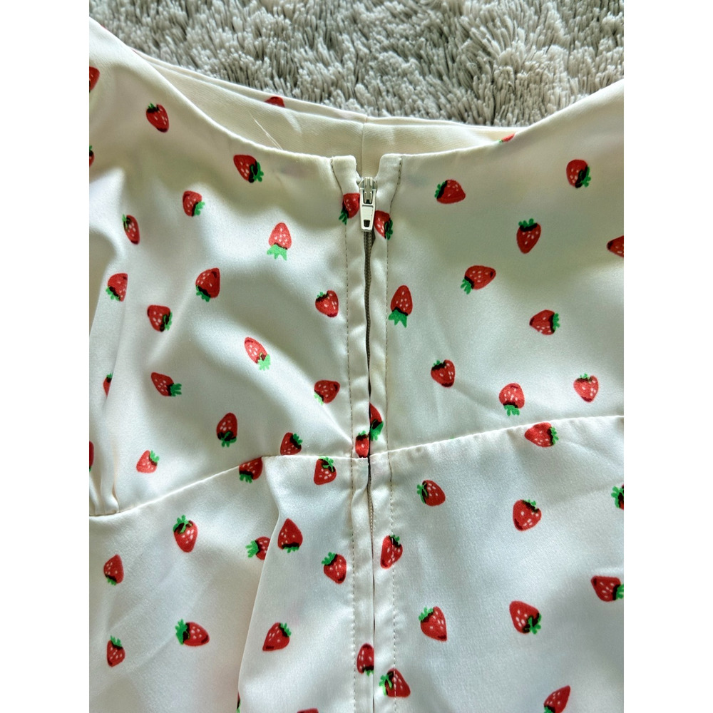 Mi Ami Strawberry Print Mini Dress Women Small Cottagecore Fit Flare Francesca’s - Picture 5 of 13